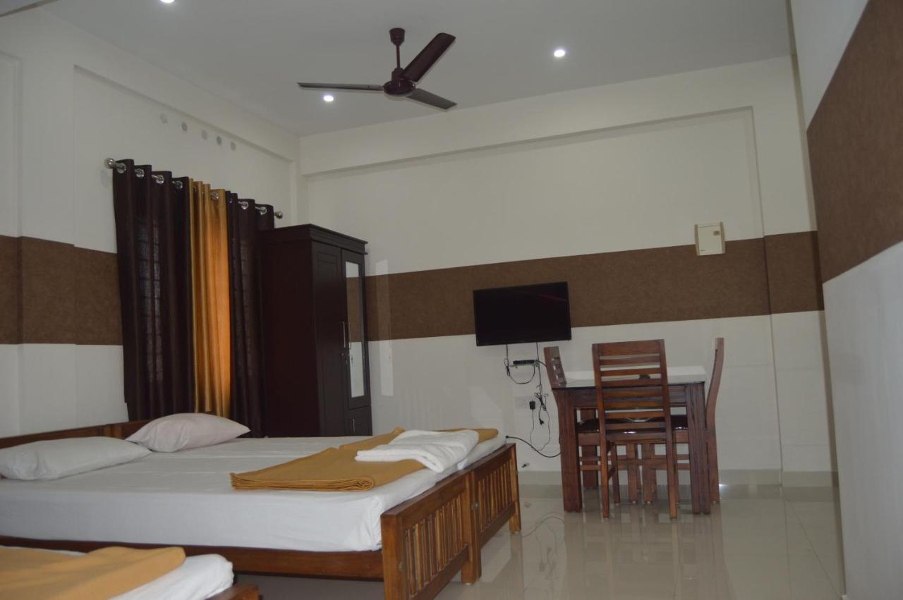 Coral Homes Kochi ภายนอก รูปภาพ