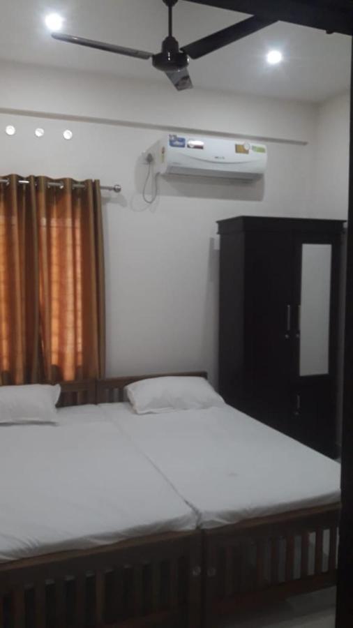 Coral Homes Kochi ภายนอก รูปภาพ