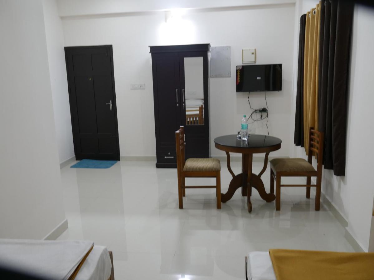 Coral Homes Kochi ภายนอก รูปภาพ