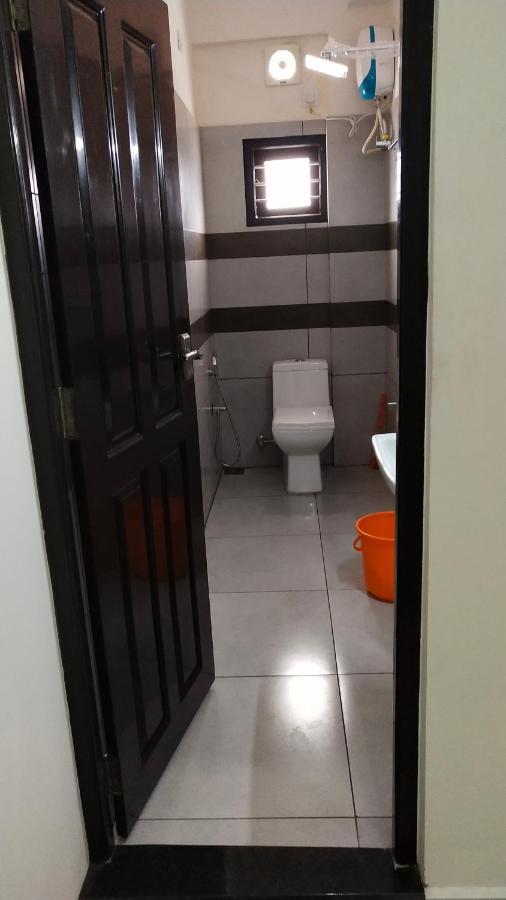 Coral Homes Kochi ภายนอก รูปภาพ